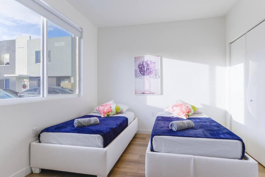 Willa Amazing Town House 15 Min From The Beach Wfree Parking Miami Zewnętrze zdjęcie