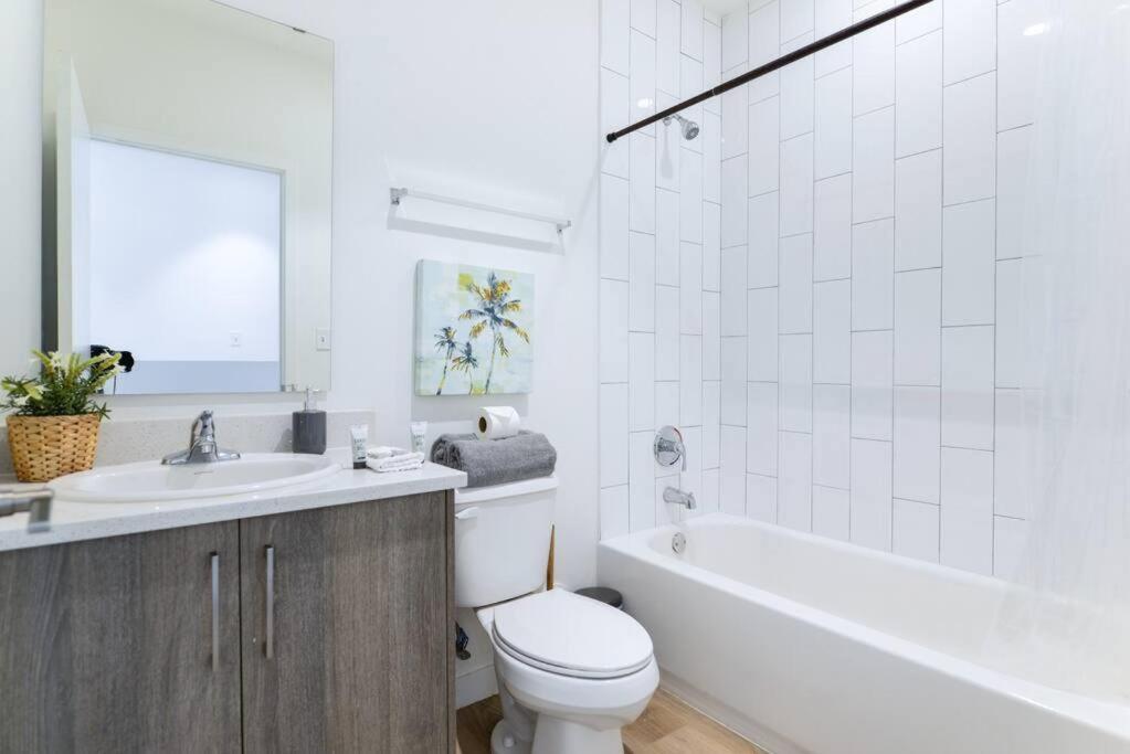 Willa Amazing Town House 15 Min From The Beach Wfree Parking Miami Zewnętrze zdjęcie